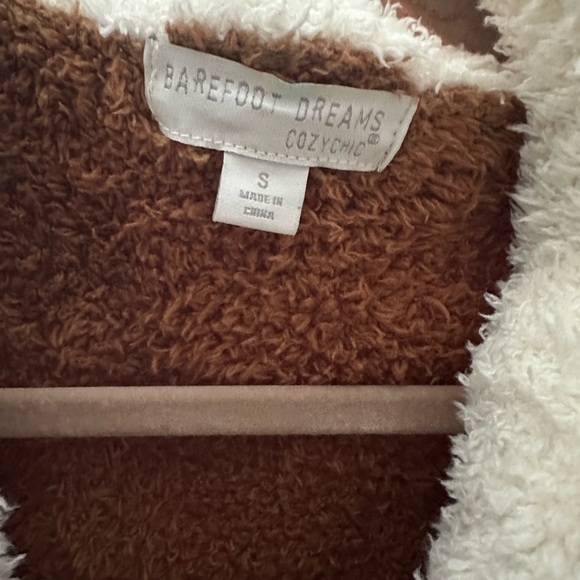 Barefoot Dreams Cozy Brown and Cream Jacket - Picture 3 of 6